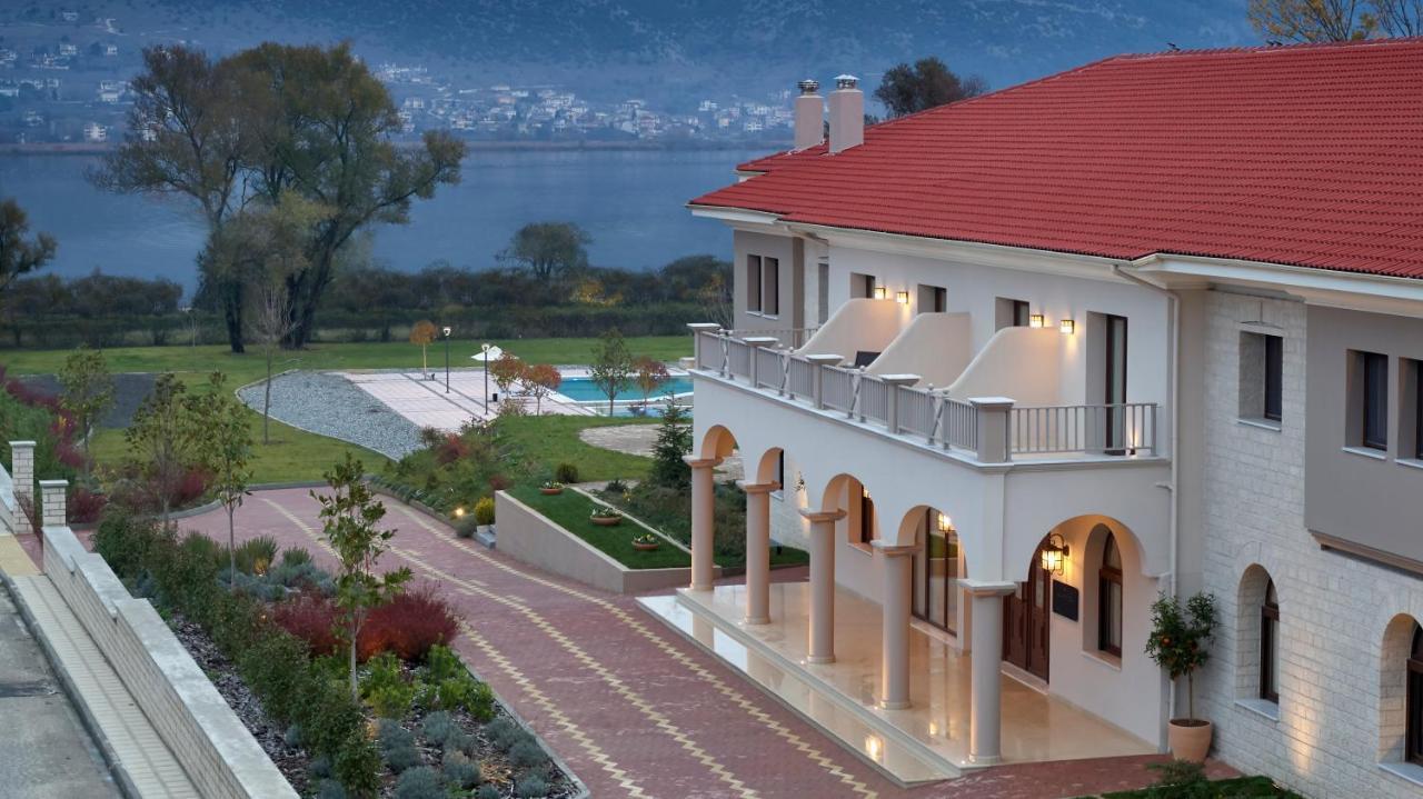 The Lake Hotel Ioannina Exterior photo